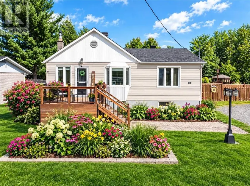 Detached at 24 Jones Street, Garson