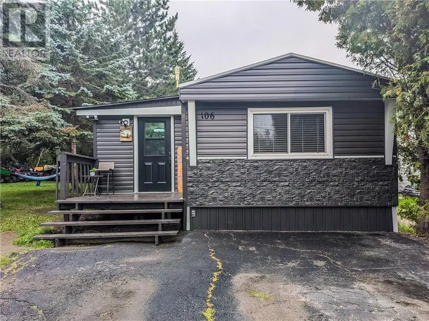 Detached at 106 FALCON, Sudbury