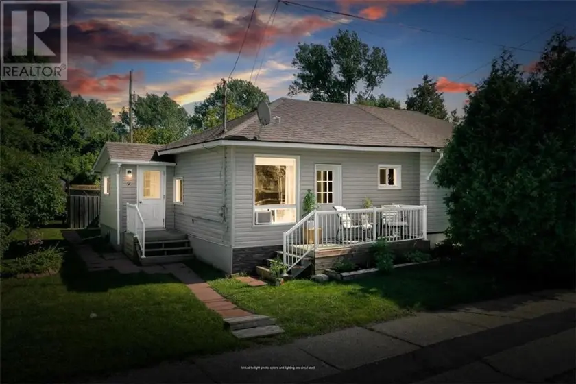 Detached at 9 Peter Unit# A, Greater Sudbury