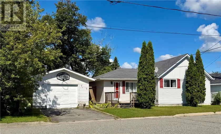 Detached at 8 Lincoln Street, Capreol