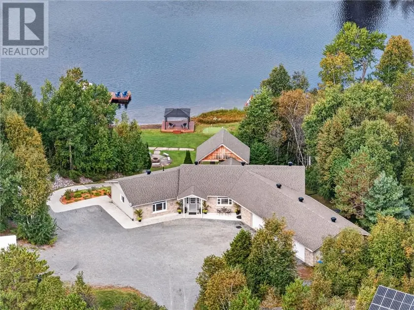 Detached at 64 Forestview, Wahnapitae