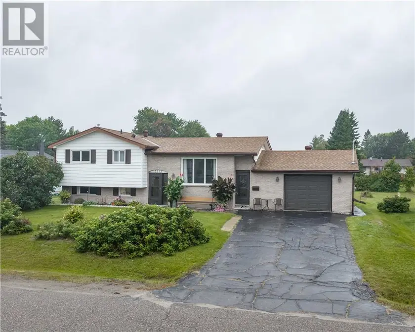 Detached at 3213 Parkdale Crescent, Val Caron