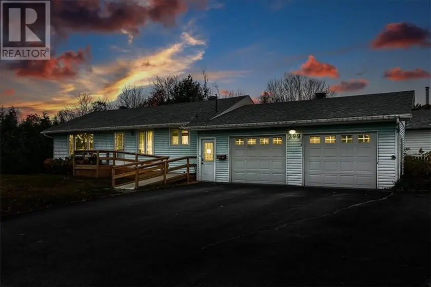 Detached at 299 Penman, Greater Sudbury