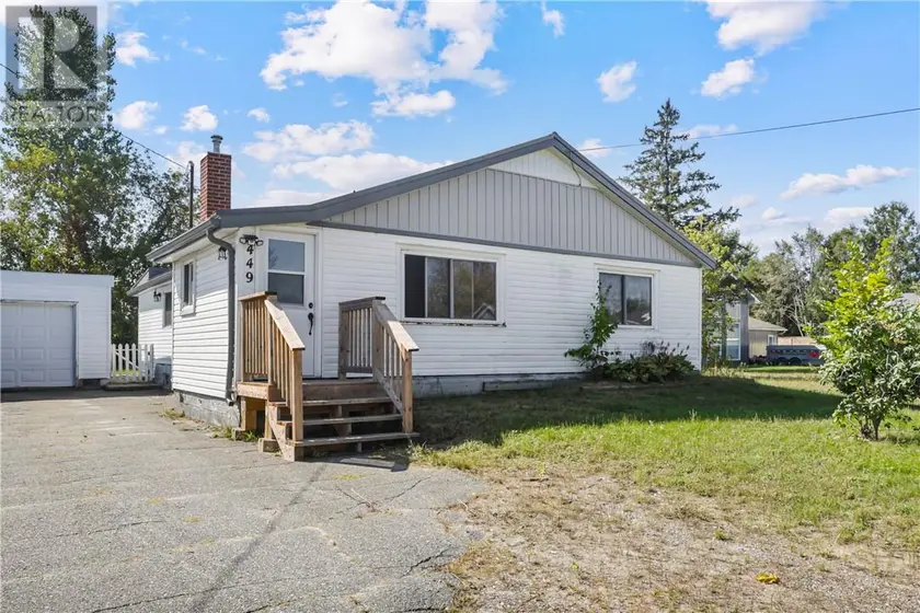 Detached at 449 Adelaide Street, Espanola