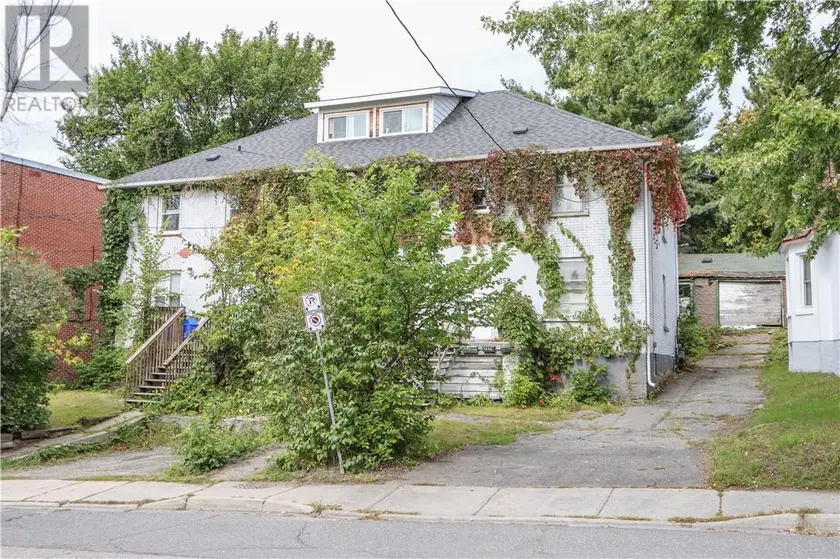 Multiplex at 348-352 Howey Drive, Sudbury
