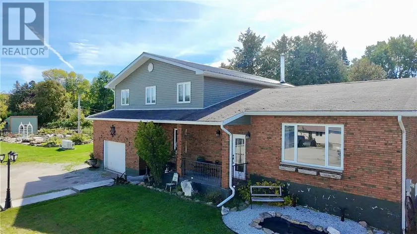 Detached at 16 Meredith, Gore Bay