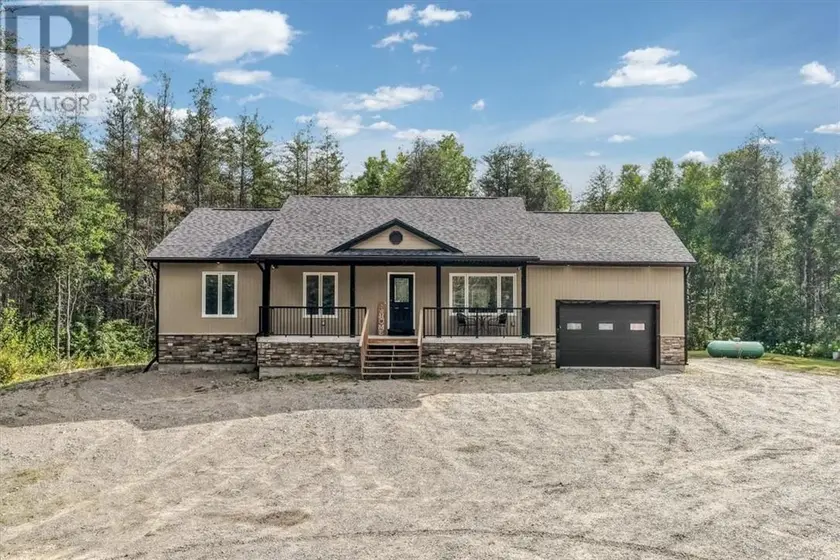 Detached at 4059 Dupuis Drive, Hanmer