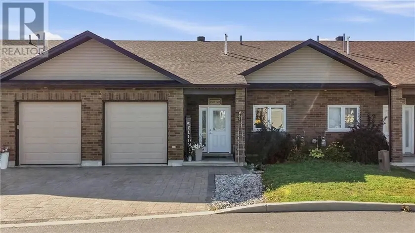 Townhouse at 2512 Parkview Drive Unit# D11, Azilda