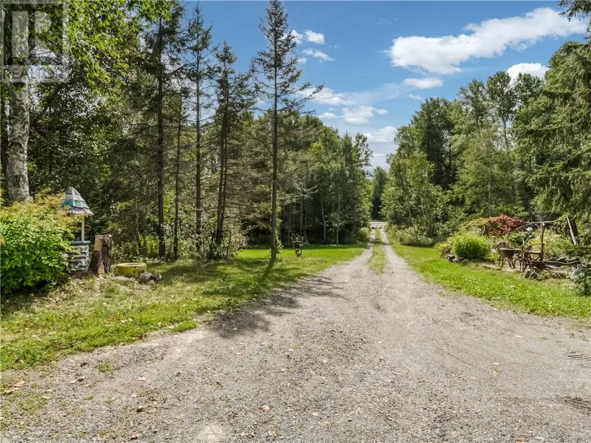 Detached at 896 RED DEER LAKE ROAD N, Wahnapitae