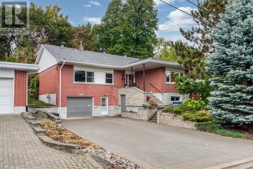 Detached at 655 Beaton Avenue, Sudbury