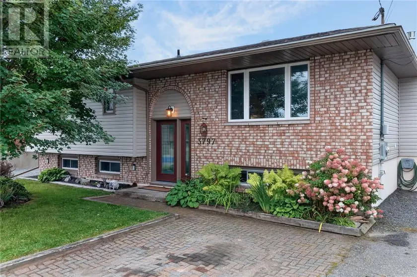Detached at 3797 Swanson Court, Val Caron