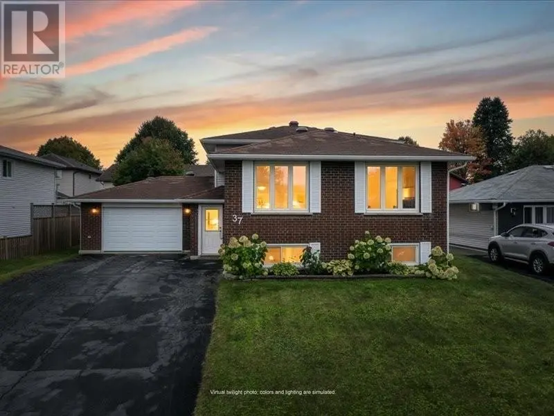 Detached at 37 Plumtree Crescent, Sudbury
