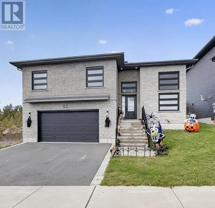 Detached at 53 Hazelton, Greater Sudbury