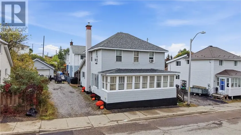 Detached at 37 Diorite Street, Sudbury