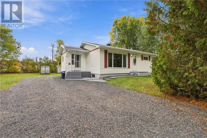 Detached at 143 Arlington Drive, Dowling