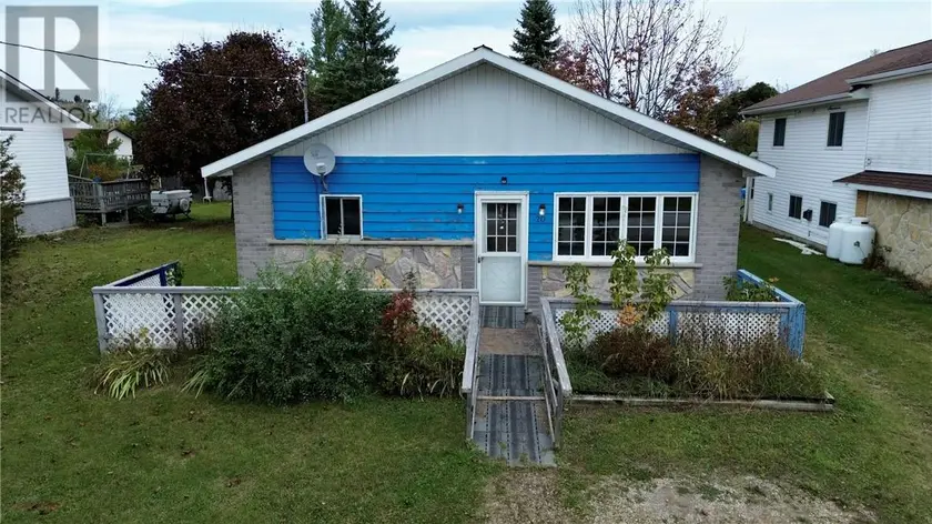 Detached at 20 Cockburn Street, Little Current
