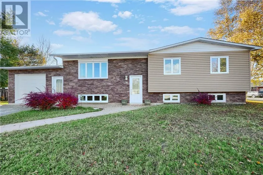 Detached at 34 Lynne Court, Chapleau