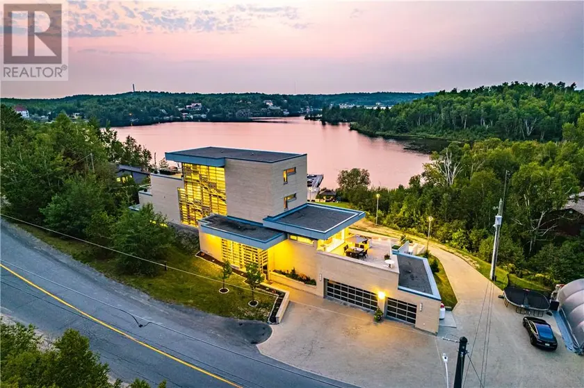 Detached at 2410 South Bay Road, Sudbury