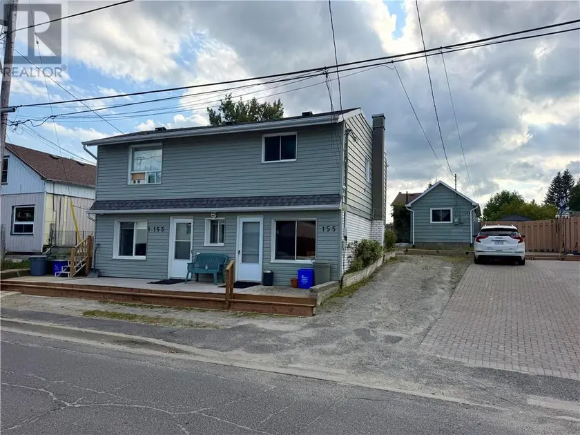 Multiplex at 153-157 Birch Street, Garson