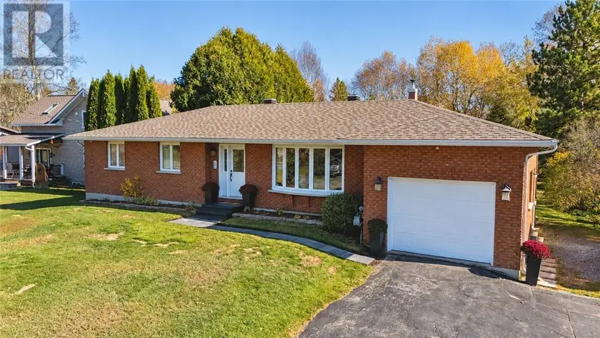 Detached at 22 Walter Avenue, Lively