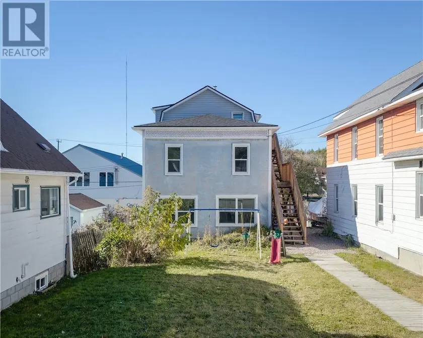 Multiplex at 425 Bessie Avenue, Sudbury