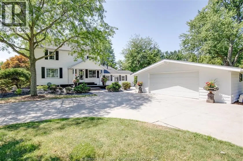 Detached at 6239 HOLDEN ROAD, Tecumseh