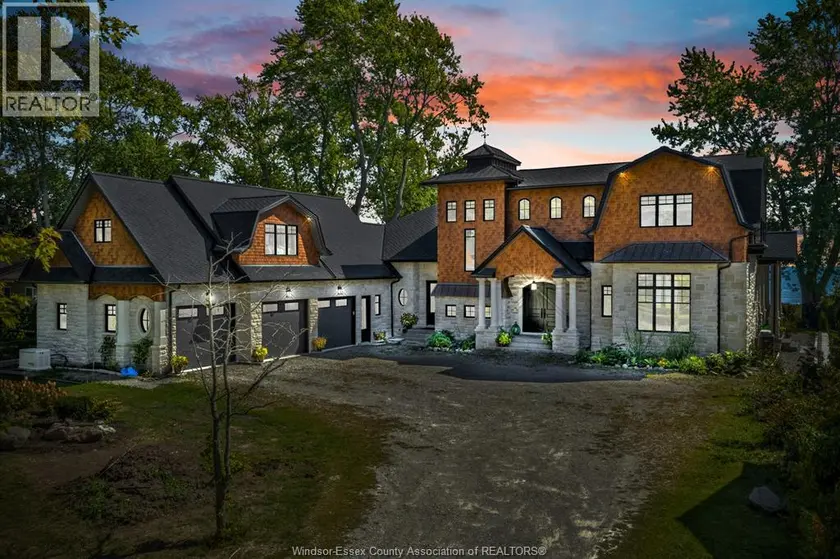 Detached at 1913 HERITAGE ROAD, Kingsville