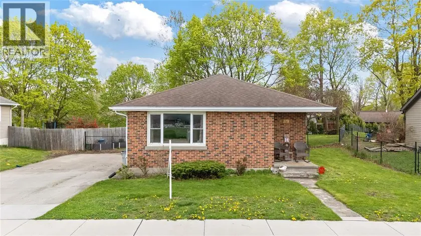 Detached at 19 BROADWAY STREET, Lambton Shores