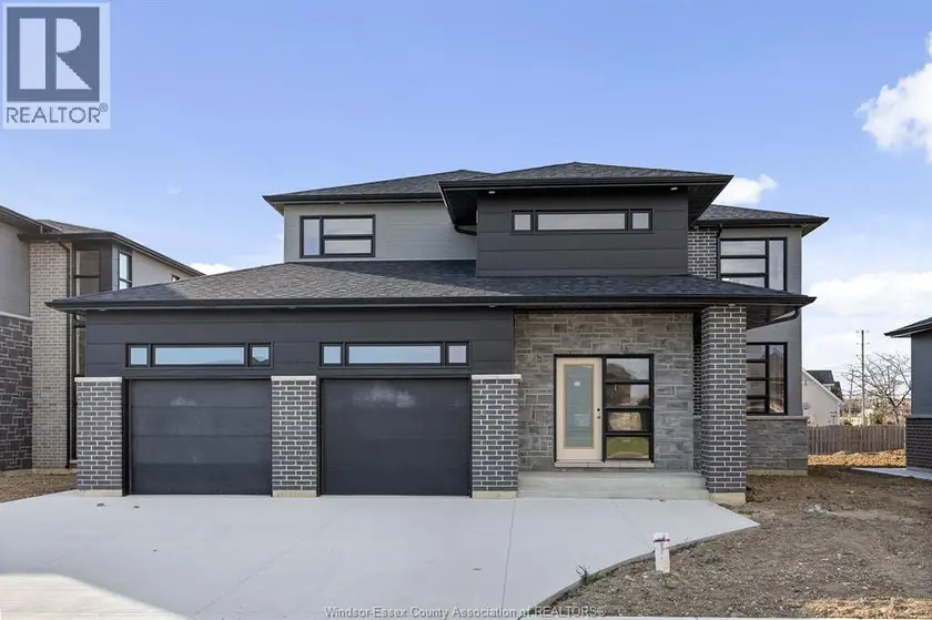 Detached at 117 HAZEL CRESCENT, Kingsville