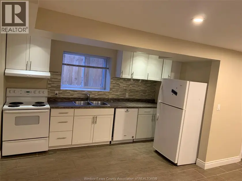 Detached at 829 ARTHUR AVENUE Unit# BASEMENT, Windsor