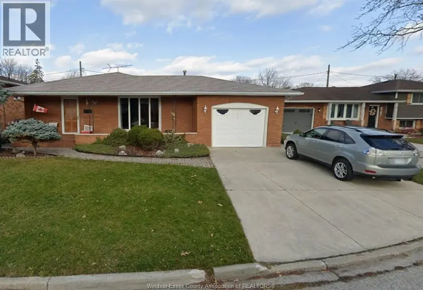 Detached at 1616 BURWELL COURT, Windsor