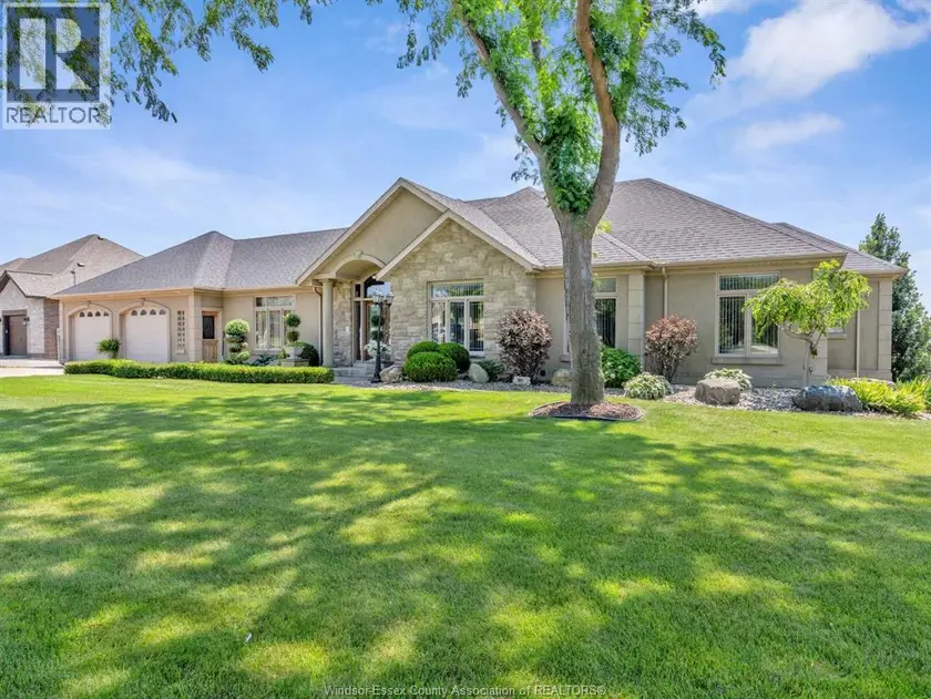Detached at 1841 Talbot ROAD West, Kingsville