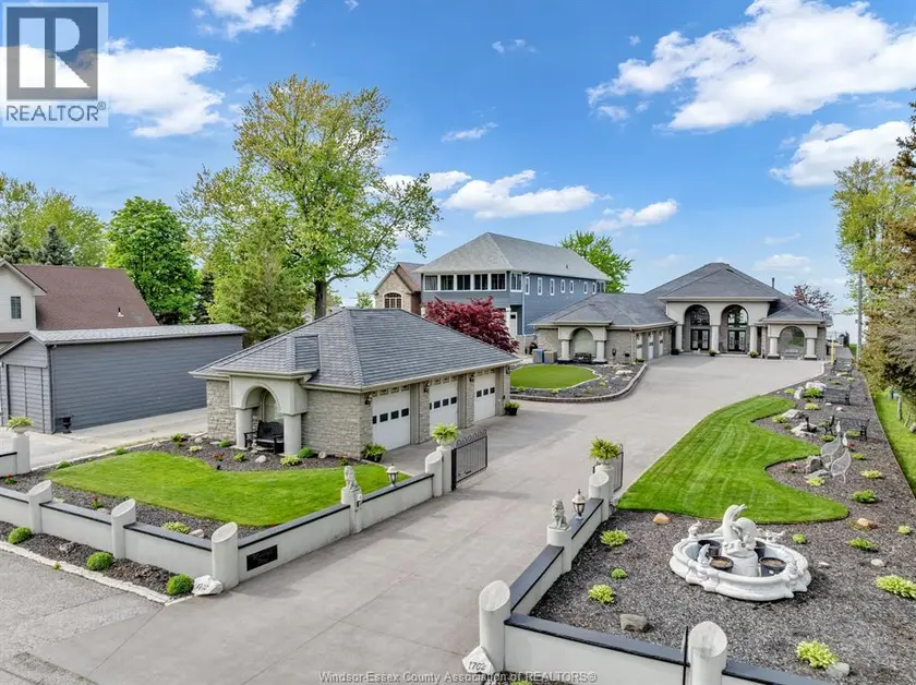 Detached at 1702 CAILLE AVENUE, Lakeshore