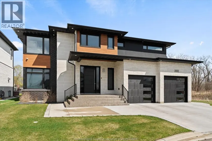 Detached at 3082 BETTS AVENUE, Windsor