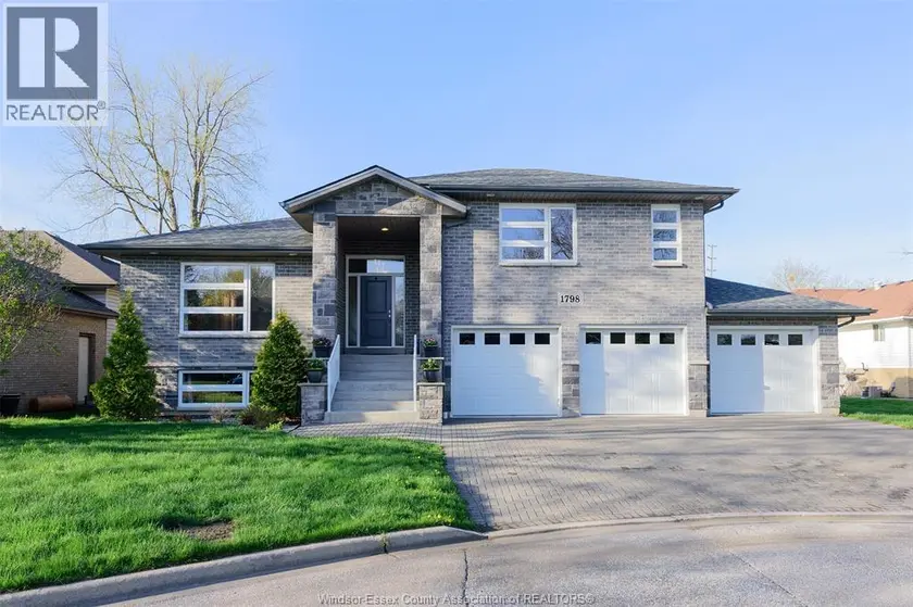 Detached at 1798 ARGUS STREET, LaSalle