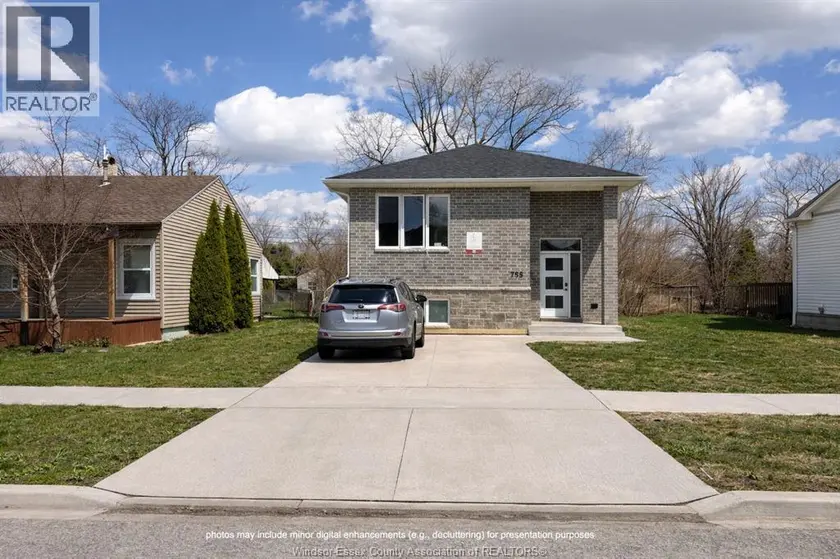 Detached at 788 BRIDGE AVENUE, Windsor
