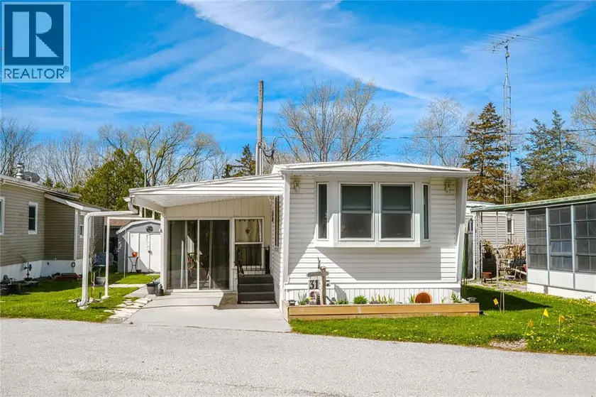 Detached at 1940 LONDON LINE Unit# 31, Sarnia