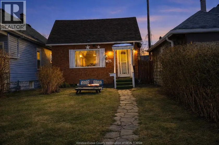 Detached at 1475 MARTINDALE STREET, Windsor