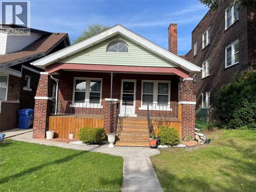 Detached at 1624 GOYEAU, Windsor