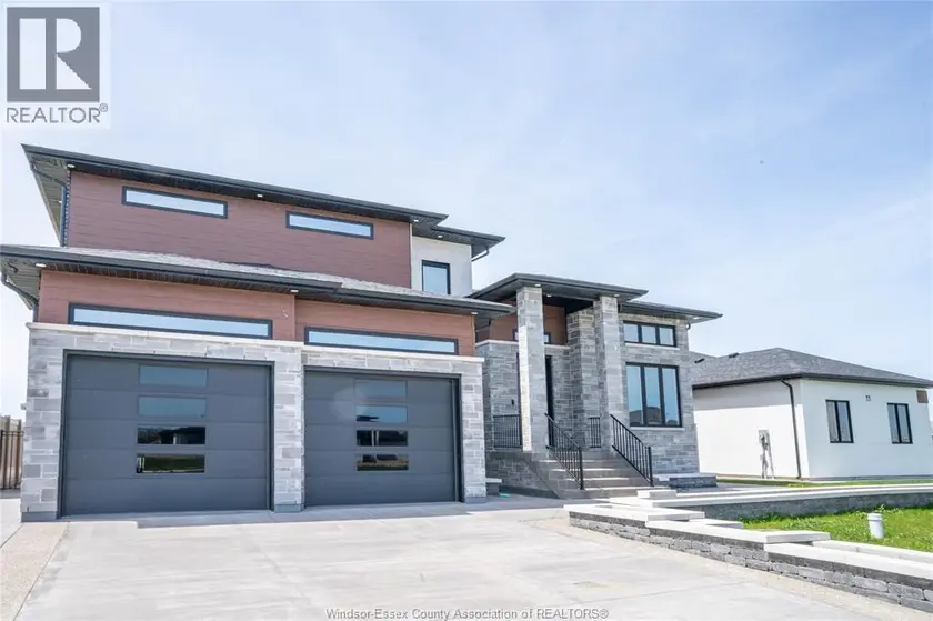 Detached at 9 CYPRESS POINTE, Leamington