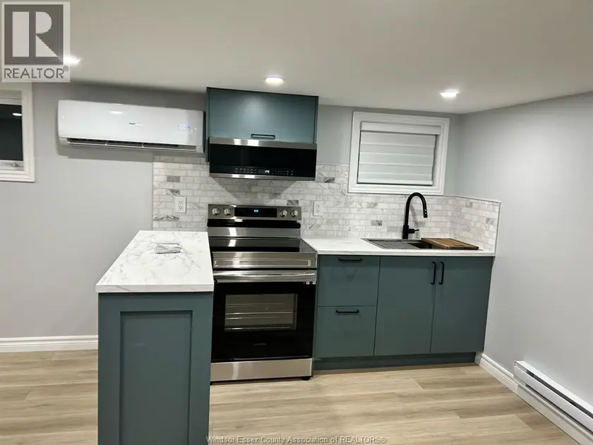 Detached at 1592 BUCKINGHAM Unit# B, Windsor