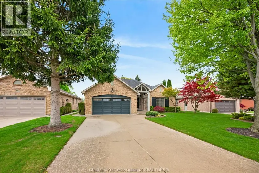 Detached at 36 HENRY O'WAY ..., Chatham