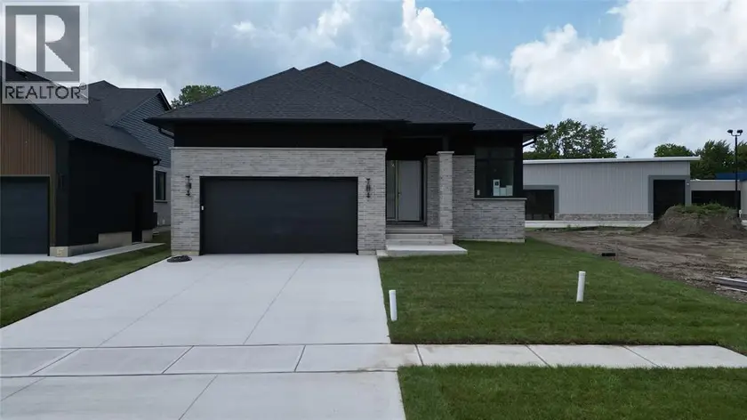 Detached at 2060 MARION AVENUE, Sarnia