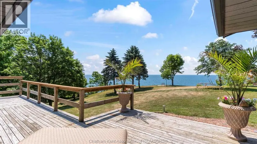 Detached at 7678 TALBOT TRAIL West, Cedar Springs