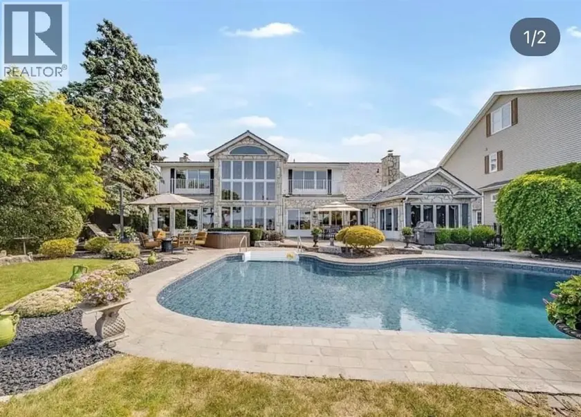 Detached at 13018 RIVERSIDE DRIVE, Tecumseh