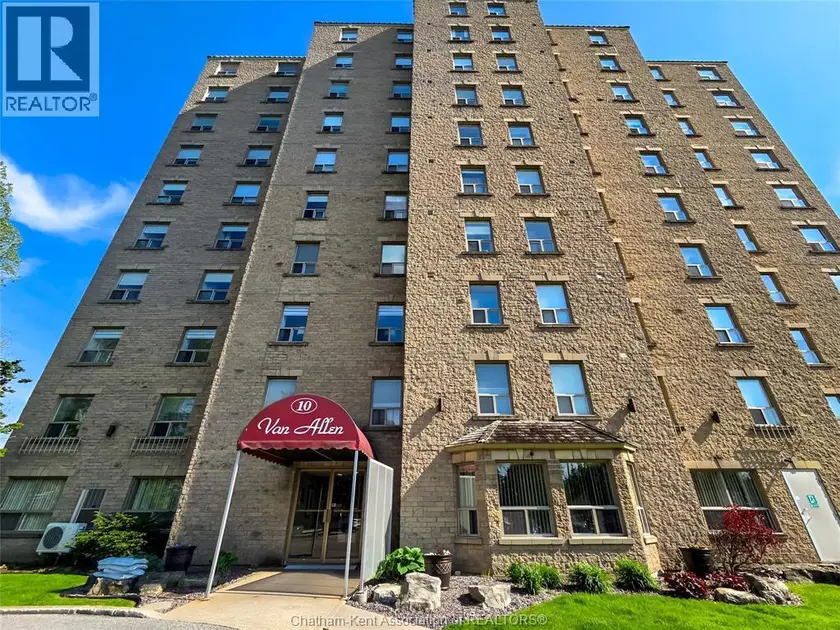 Apartment at 10 VAN ALLEN AVENUE, Chatham