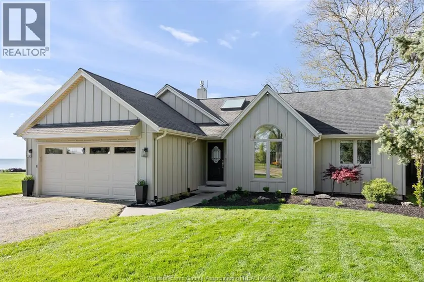 Detached at 1603 Heritage Rd, Kingsville