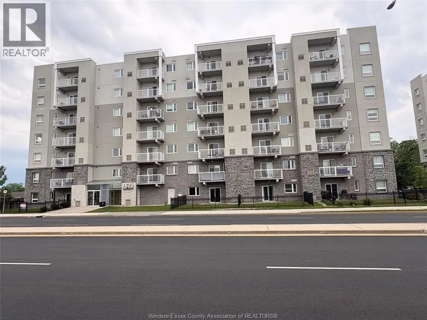 Apartment at 1675 BANWELL Unit# 502, Windsor