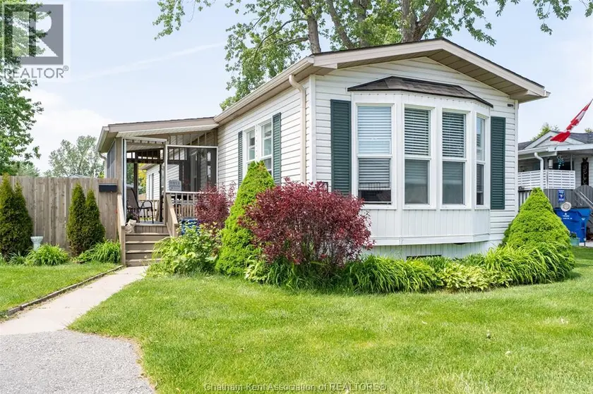 Detached at 144 Dunkirk DRIVE, Chatham