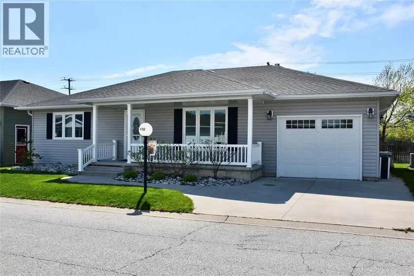 Detached at 5600 BLACKWELL Sideroad Unit# 410, Sarnia